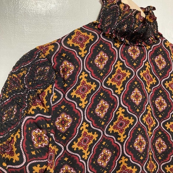 ALC Aubrey Print 100% Silk Mock Neck Top, Size 2 - Picture 5 of 13